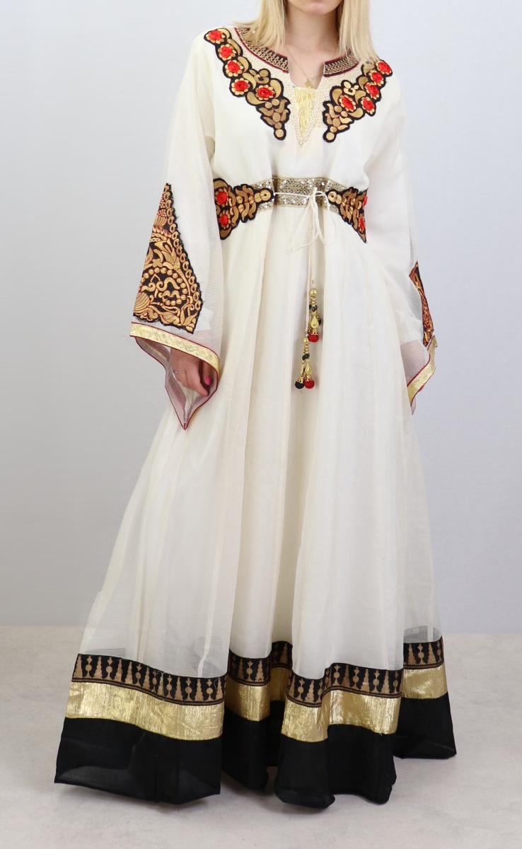 Robe orientale très longue pour femme (Boutique en ligne)